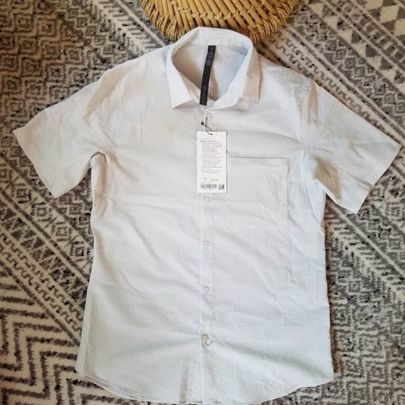 NWT Lululemon Street Lite Short Sleeve Shirt Vapor - Picture 2 of 10